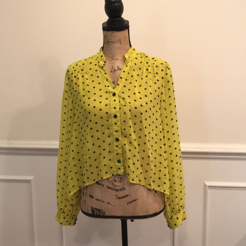 High low polk a dot top